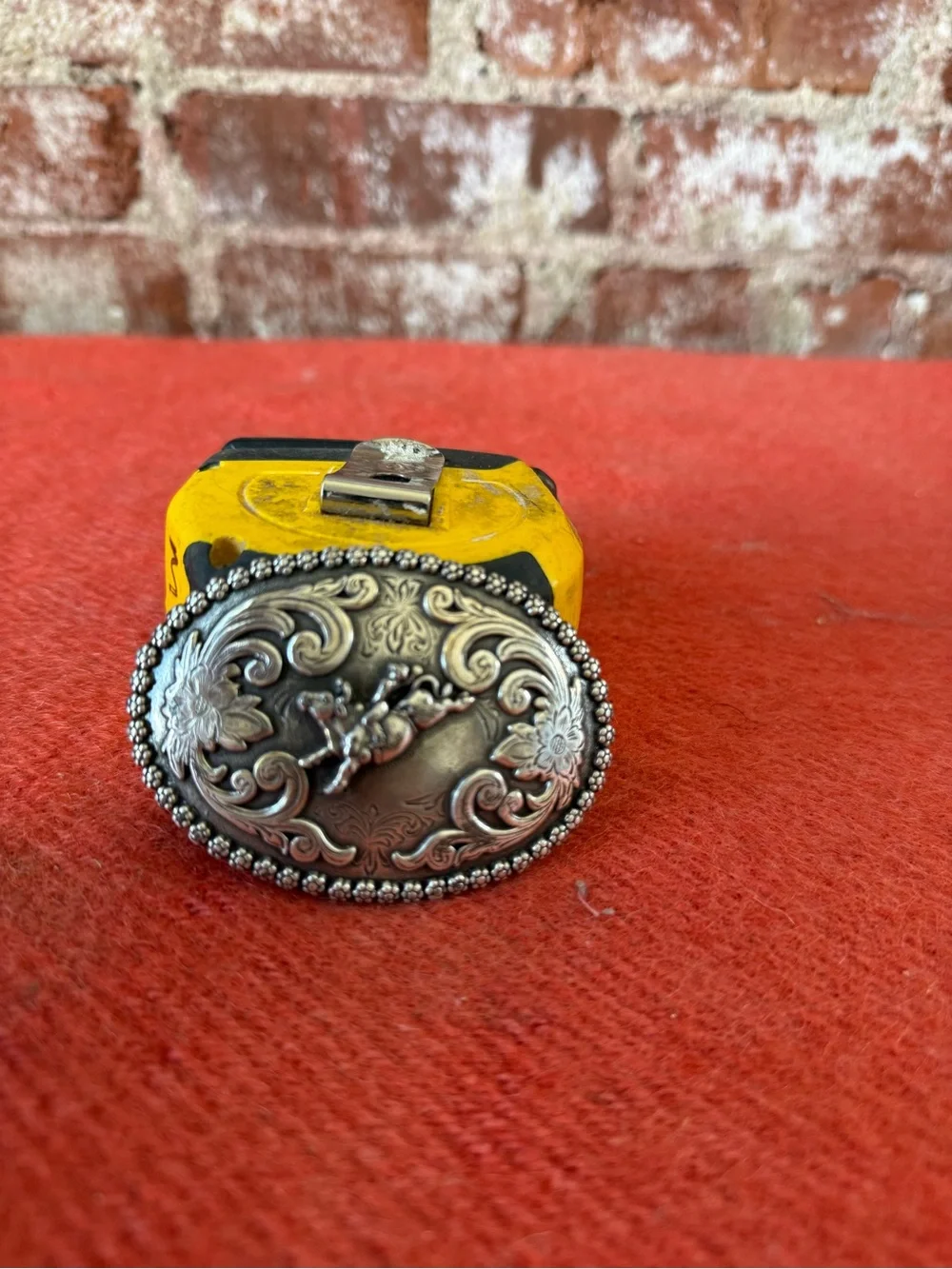 Ornate Oval Silver-Tone Western Belt Buckle